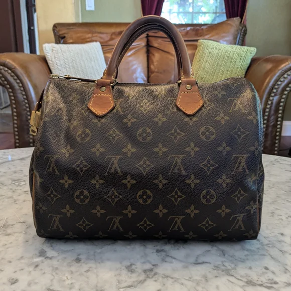 Louis Vuitton Monogram Canvas Speedy 30 - Picture 3 of 16